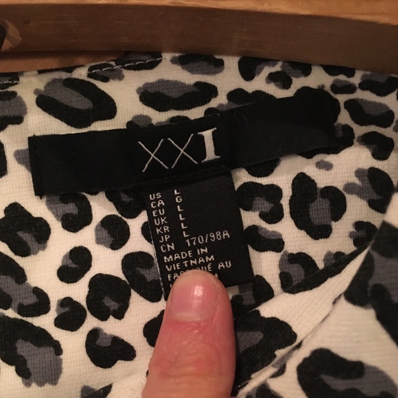 Forever 21 cheetah body-con dress, size L - Picture 3 of 8